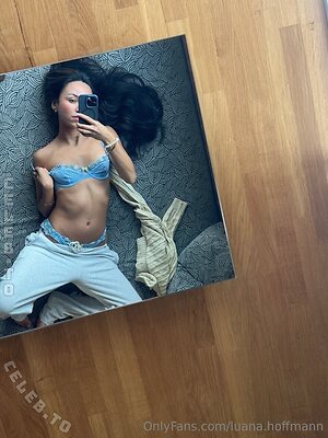 Luana.Hoffmann Nude Leaked Photo #59