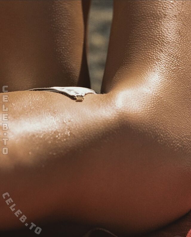 Lucia Bramani leaked photos