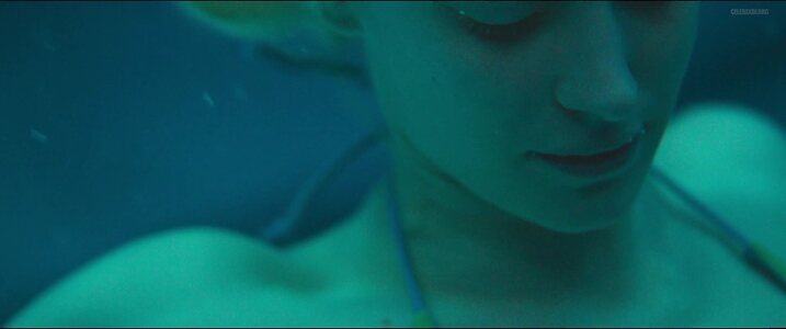 Lucie Debay Nude Leaked Photo #11