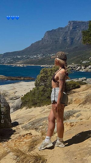 Lucy Fischer Nude Leaked Photo #8