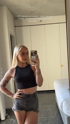 Lucy Fischer Nude Leaked Photo #11