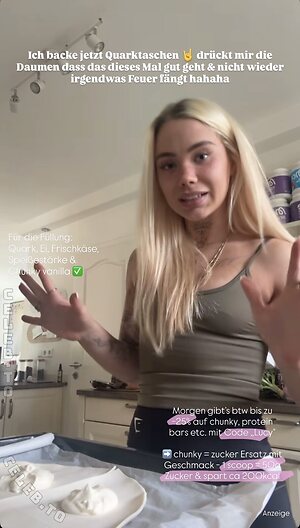 Lucy Fischer Nude Leaked Photo #28