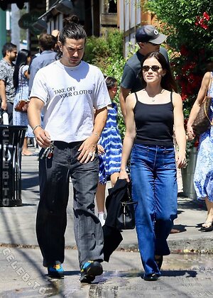 Lucy Hale Nude Leaked Photo #4