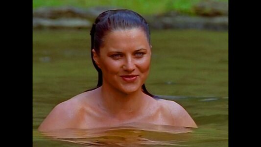 Lucy Lawless leaked photo #30
