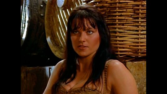 Lucy Lawless leaked photo #37