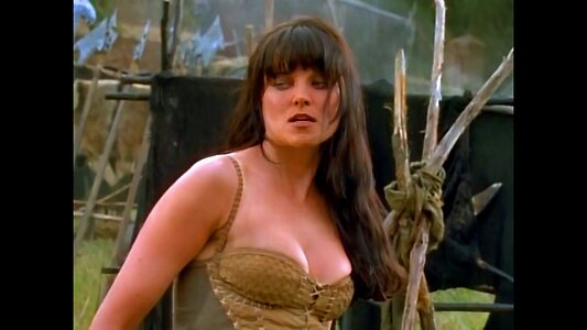 Lucy Lawless leaked photo #51