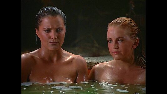 Lucy Lawless Nude Leaked Photo #83