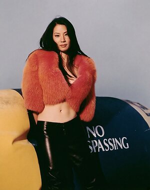 Lucy Liu leaked photo #24