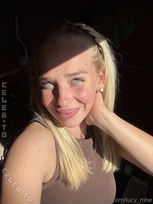 Lucy Michel leaked photo #13