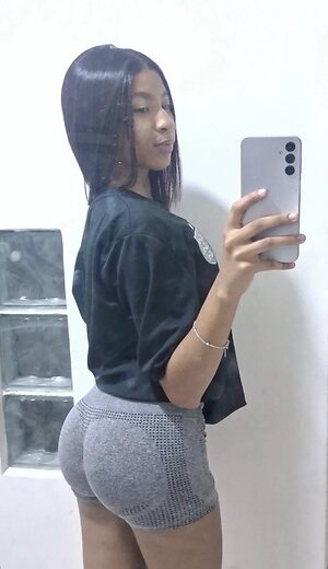 Lucysafadinha3 leaked photo #17