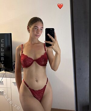 Lucywhoelse / Sugarlucy Nude Leaked Photo #26