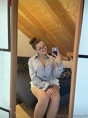 Lucyyy06 Nude Leaked Photo #100