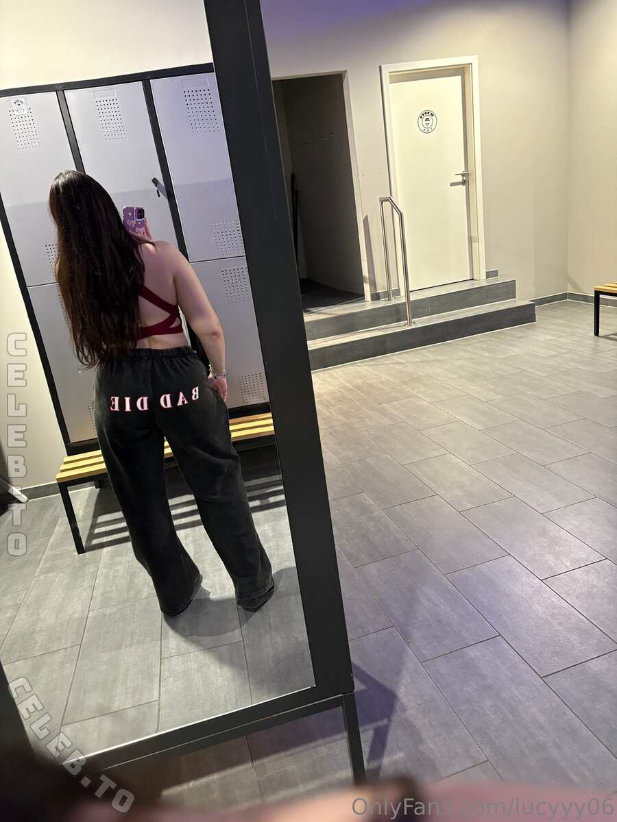 Lucyyy06 photo
