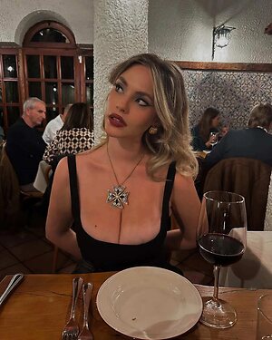 Ludovica M leaked photo #12