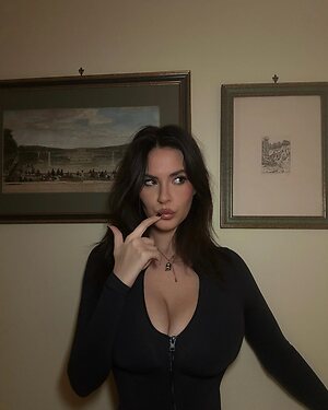 Ludovica M leaked photo #18