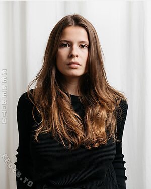 Luisa Neubauer Nude Leaked Photo #16