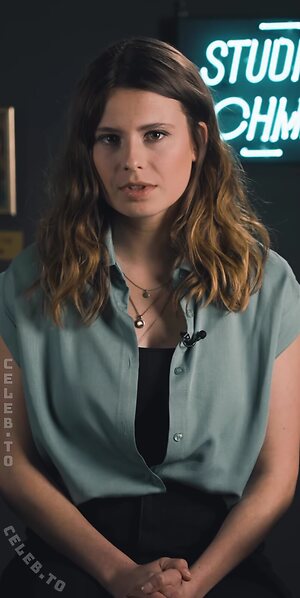 Luisa Neubauer Nude Leaked Photo #24