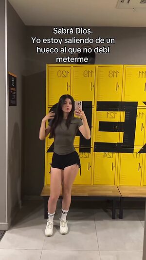 Luisa Valencia leaked photo #4