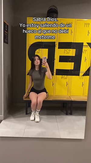 Luisa Valencia leaked photo #6