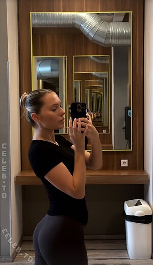 Luise Wendt Nude Leaked Photo #14