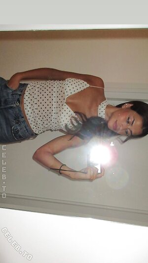 Luisinha Oliveira Nude Leaked Photo #5