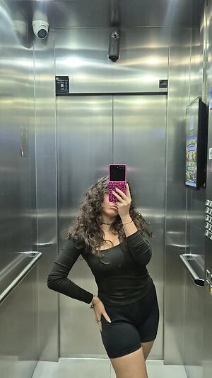 Luiza Velloso leaked photo #5