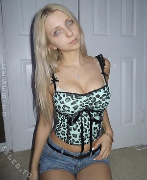 Luna Watters Nude Leaked Photo #19