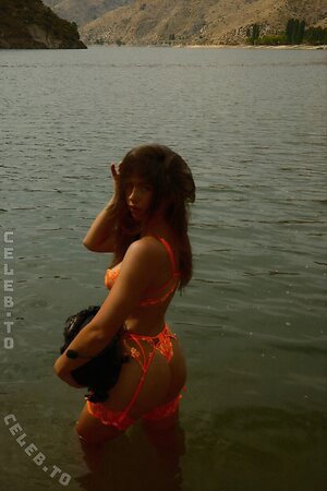 Lunchbaglujan / Haylujan Nude Leaked Photo #25