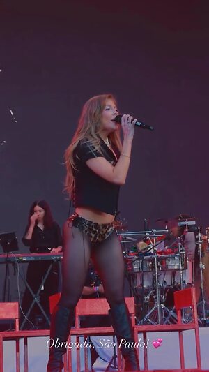 Luísa Sonza leaked photo #31