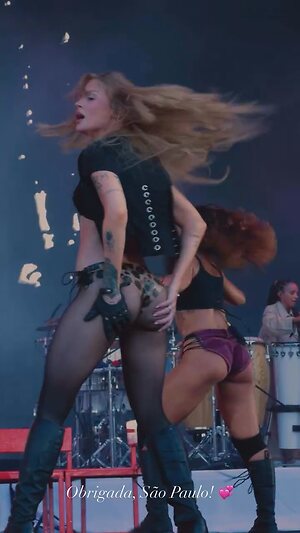 Luísa Sonza leaked photo #34