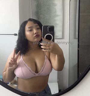 luvlenny leaked photo #2