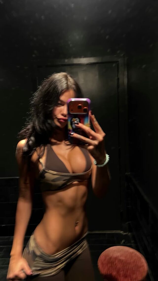Luvstruck leaked photos