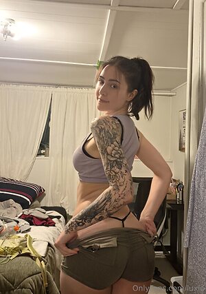 Luxlo leaked photo #8