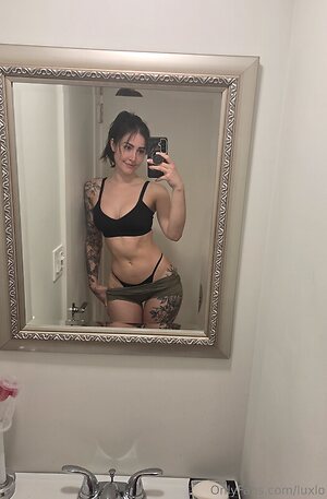 Luxlo leaked photo #13