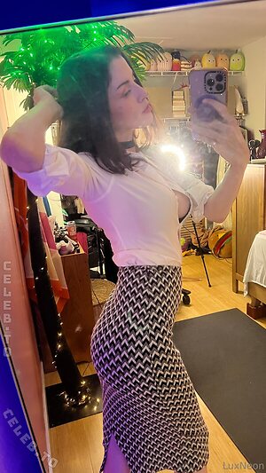 Luxneon leaked photo #16