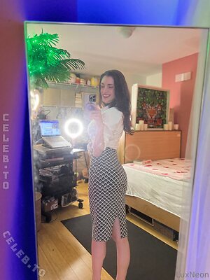 Luxneon leaked photo #62