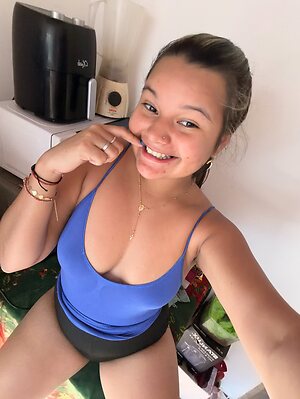 Luz Medina Nude Leaked Photo #25