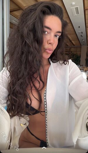 Lya Aylin