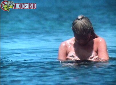 Lydia Cornell leaked photo #5