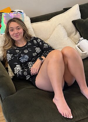 Lydia Hewitt Lee