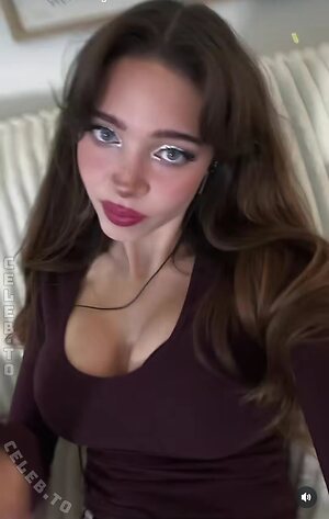 Lydia Violet Nude Leaked Photo #9