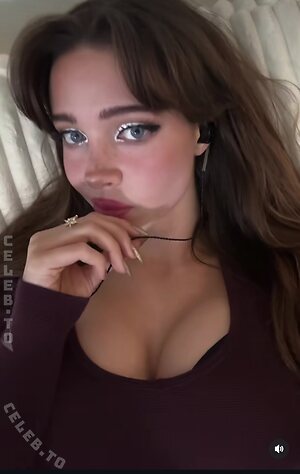 Lydia Violet Nude Leaked Photo #10