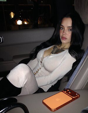 Lyna Com