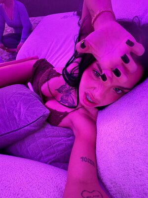lyna_com