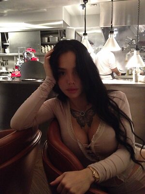 lyna_com