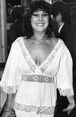 Lynda Bellingham leaked photo #9
