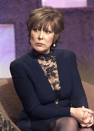 Lynda Bellingham leaked photo #34