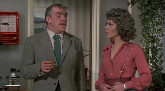 Lynda Bellingham leaked photo #37