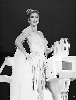 Lynda Carter Nude Leaked Photo #48