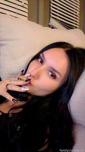 Lyndi leaked photo #23